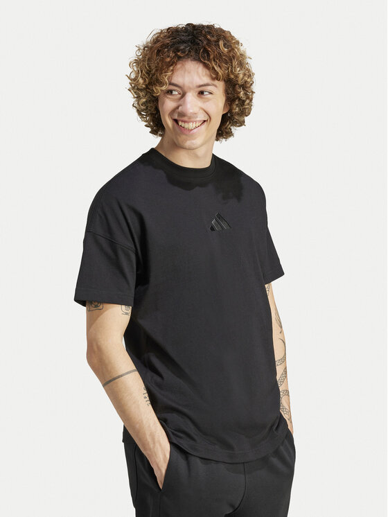 adidas adidas T-shirt ALL SZN Graphic IX1262 Crna Loose Fit