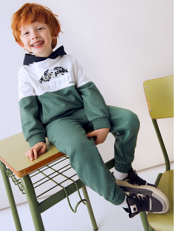 Mayoral Mayoral 2er-Set Jogginghosen und Sweatshirt 4804 Grün Regular Fit
