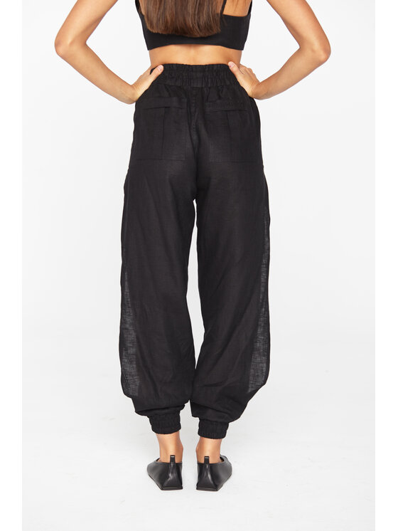MANDRAGORA MANDRAGORA Dámske nohavice Lniane Alladyn Čierna Modern Relaxed Fit