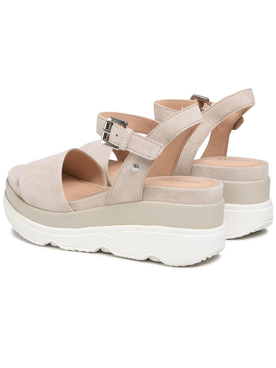 Geox Geox Sandaalid D Gardenia C D02HBC 00021 C6738 Beež