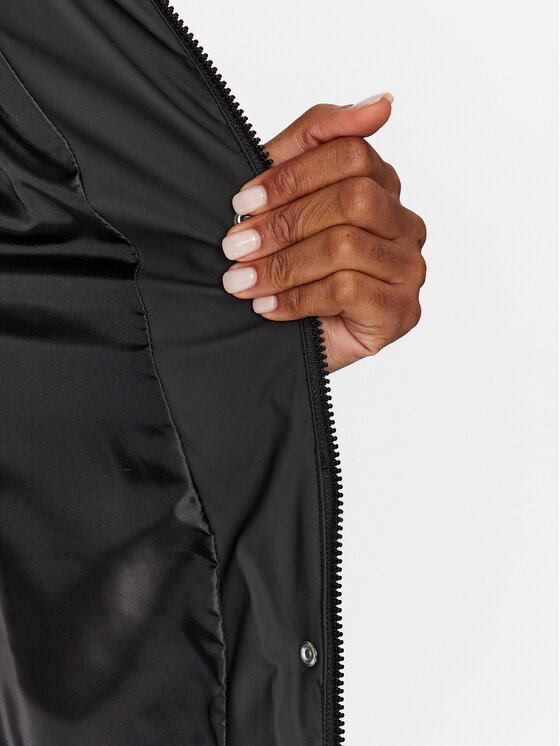 ONLY ONLY Winterjacke 15299137 Schwarz Relaxed Fit