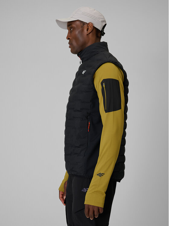 4F 4F Kamizelka TREKKING Czarny Regular Fit
