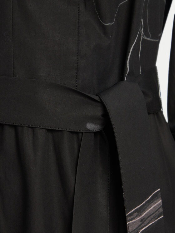 Desigual Desigual Kleid für den Alltag Pisos 25WWVW06 Schwarz Regular Fit