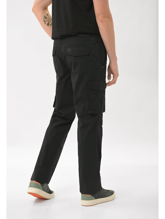 Volcano Volcano Spodnie cargo R-GUN Czarny Regular Fit