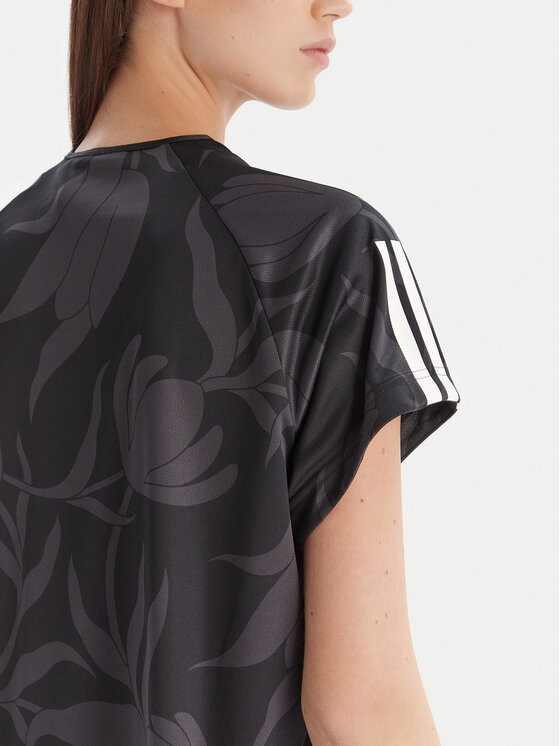 adidas adidas Každodenné šaty Tiro x Common Goal Graphic JL7638 Čierna Loose Fit