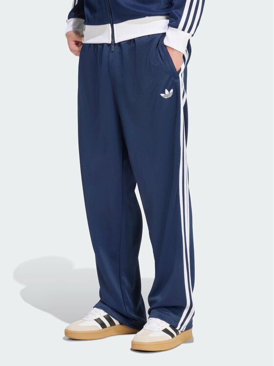 adidas adidas Spodnie dresowe ADICOLOR LOOSE Niebieski jasny Loose Fit