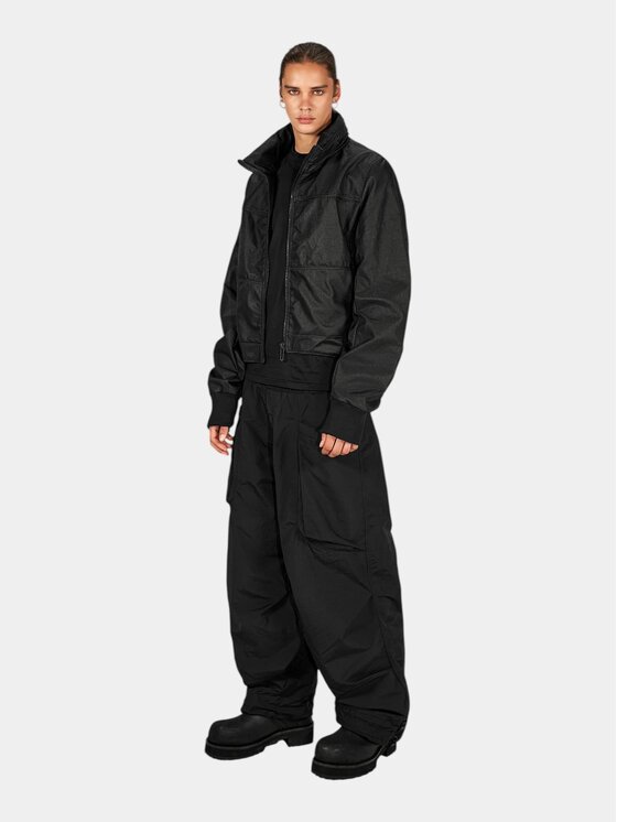 MADE BY SOCIETY MADE BY SOCIETY Spodnie materiałowe EMBER Pants - P17772 Czarny Basic Fit