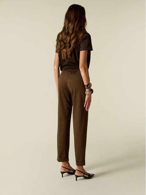 Oltre Oltre Pantaloni di tessuto P088R009597N001 Marrone Regular Fit