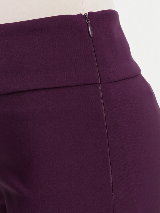 Rinascimento Rinascimento Spodnie materiałowe CFC0130140003 Bordowy Flare Fit