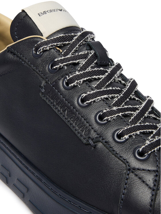 Emporio Armani Emporio Armani Sneakersy EM006509 AF27359 Granatowy