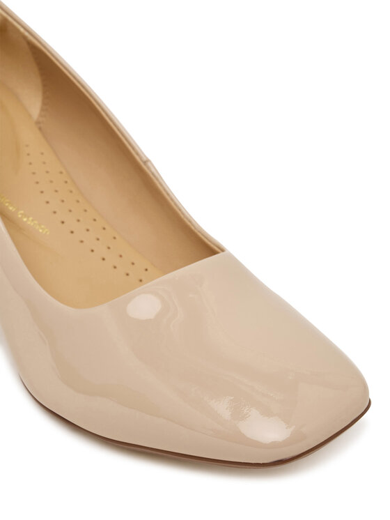 Clarks Clarks Laiviņas Fernie Court 26183034 Gaiši bēša
