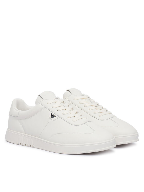 Emporio Armani Emporio Armani Sneakersy EM003062 AF20004 U0003 Biały
