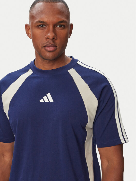 adidas adidas T-krekls Seasonal Essentials Colorblock KF4193 Tumši zils Regular Fit