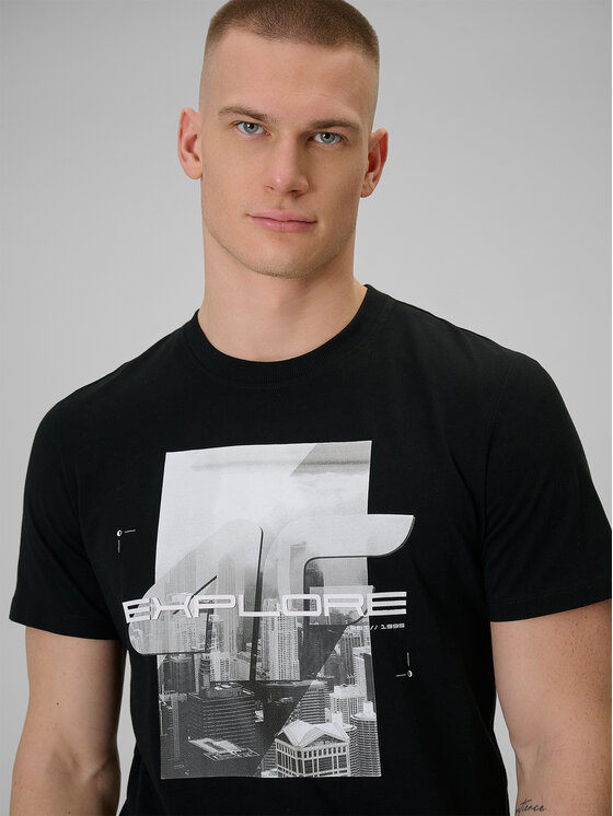 4F 4F T-Shirt CITY Czarny Regular Fit