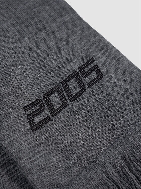 2005 2005 Šál Uniform Sivá
