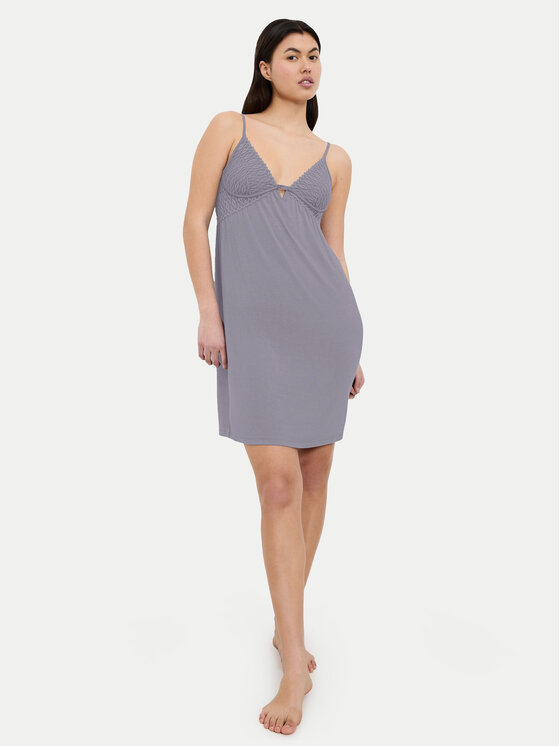 Triumph Triumph Nočna srajca Aura Spotlight 10225033 Siva Regular Fit