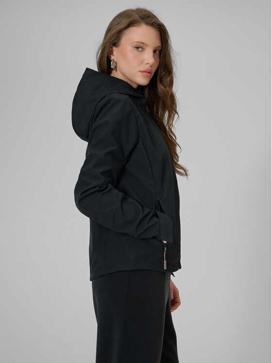 4F 4F Kurtka przejściowa EVERYDAY ACTIVE Czarny Slim Fit
