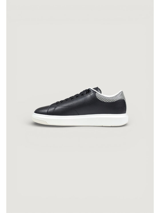 Armani Exchange Armani Exchange Scarpe basse XM001964 AF19403 Nero