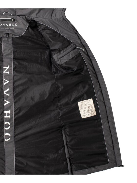 Navahoo Navahoo Kurtka zimowa Mondmaedchen Czarny Regular Fit