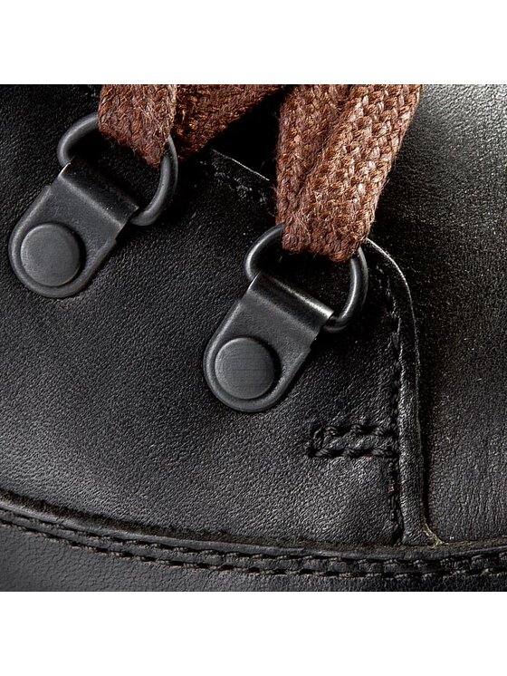 Sorel mad mukluk shop
