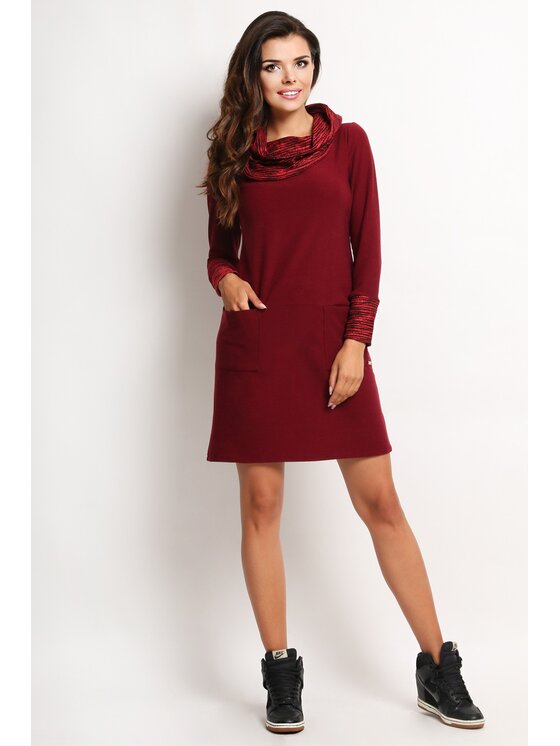 Awama Awama Úpletové šaty A113 Bordó Basic Fit