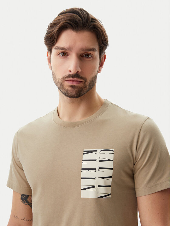 Calvin Klein Jeans Calvin Klein Jeans T-Shirt Serif Box Graphic J30J327474 Μπεζ Regular Fit