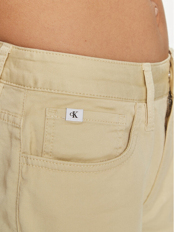 Calvin Klein Jeans Calvin Klein Jeans Szorty materiałowe J20J223135 Beżowy Mom Fit