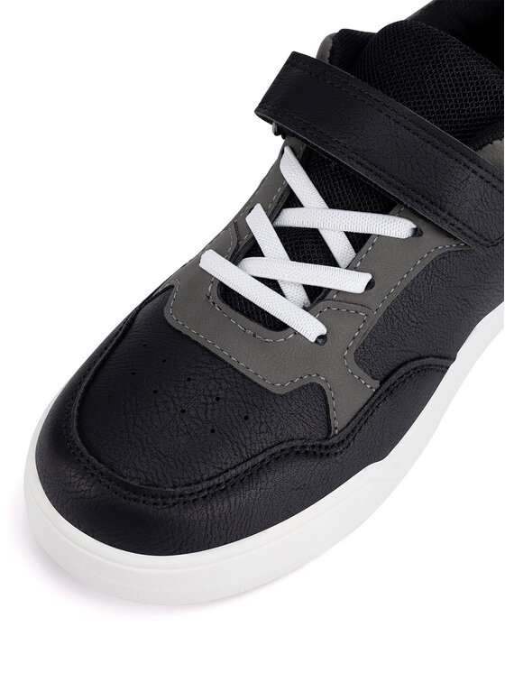Action Boy Action Boy Sneakersy AVO-274-056 Czarny
