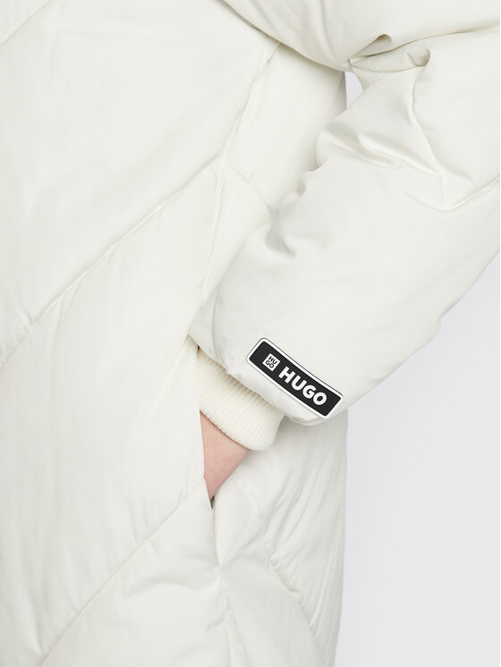 HUGO HUGO Зимно яке Favella-1 50473930 Екрю Relaxed Fit