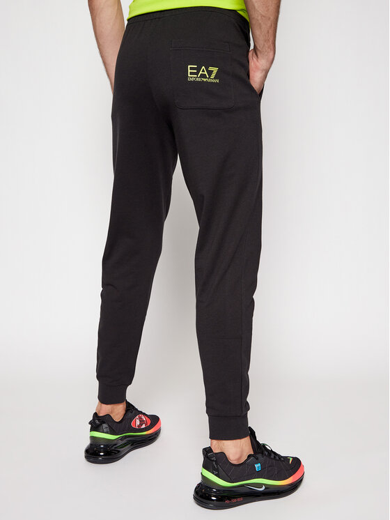 EA7 Emporio Armani EA7 Emporio Armani Teplákové kalhoty 8NPPC1 PJ05Z 1202 Černá Regular Fit