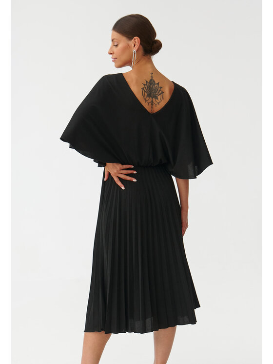 TATUUM TATUUM Sukienka dzianinowa GAJA Czarny Flare Fit