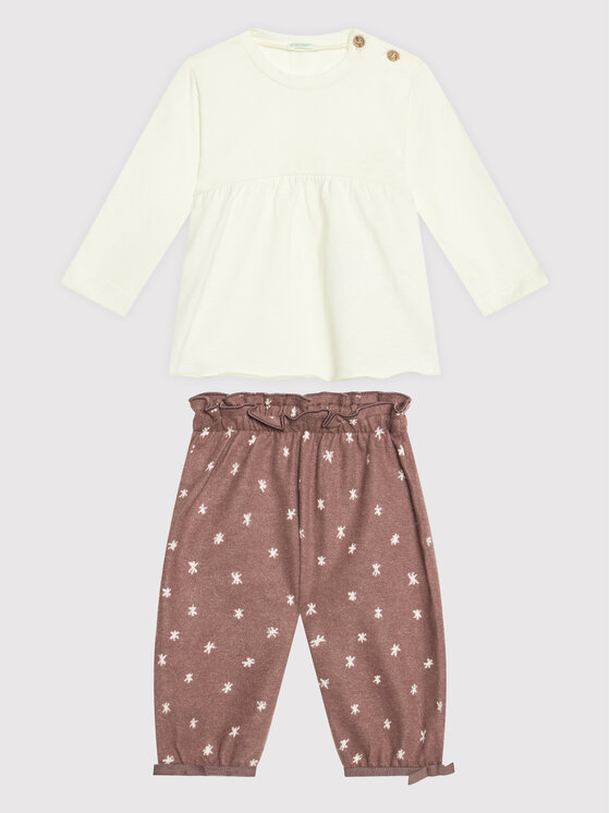 Completo maglietta e pantaloni United Colors Of