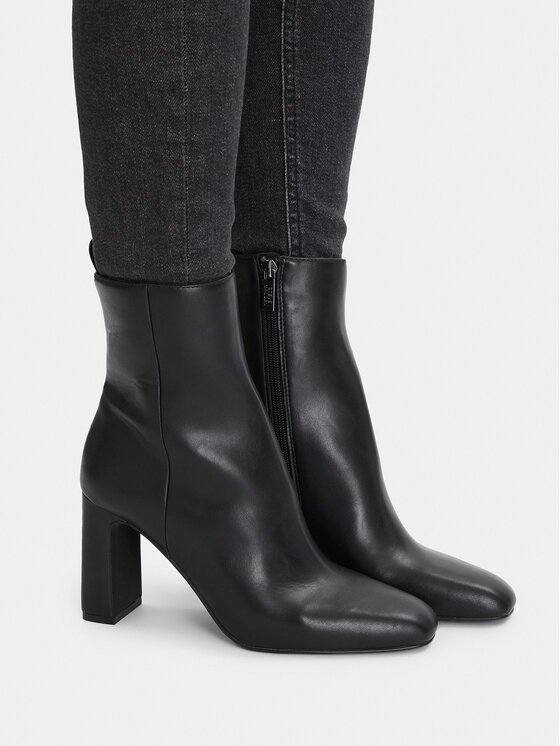 Steve Madden Steve Madden Škornji Adelisa SM11002626 Črna