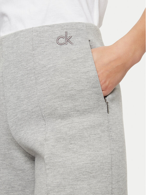 Calvin Klein Calvin Klein Kalhoty z materiálu K20K207947 Šedá Relaxed Fit