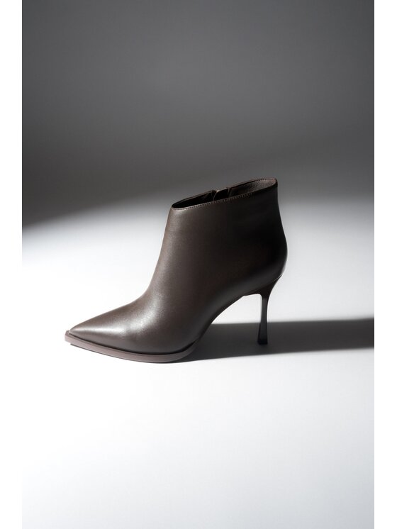 Estro Estro Stivaletti ER00118450 Marrone