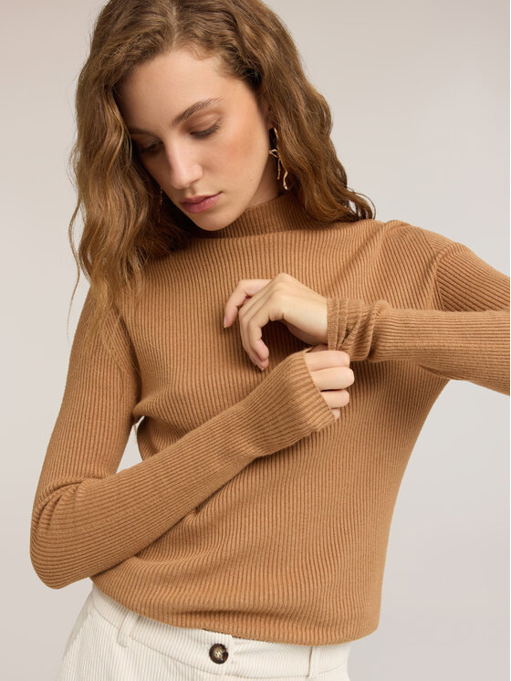 Motivi Motivi Sweter M339E002397N012 Kremowy Slim Fit