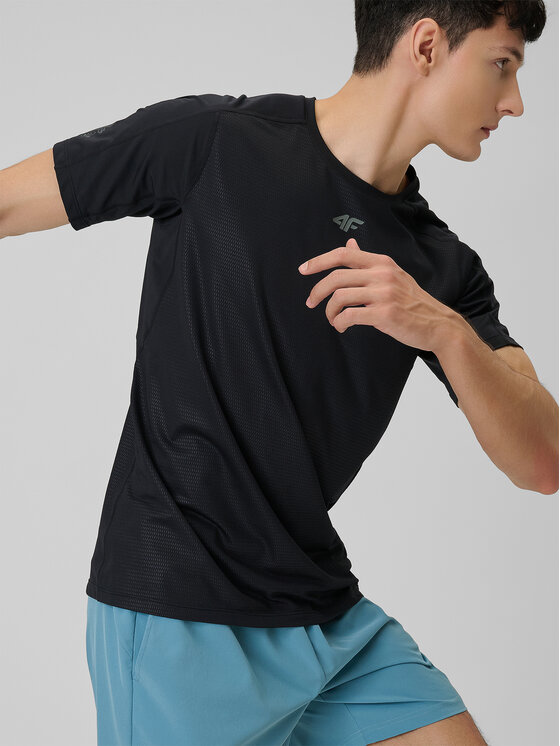 4F 4F Koszulka techniczna VICTORY PACK Czarny Regular Fit
