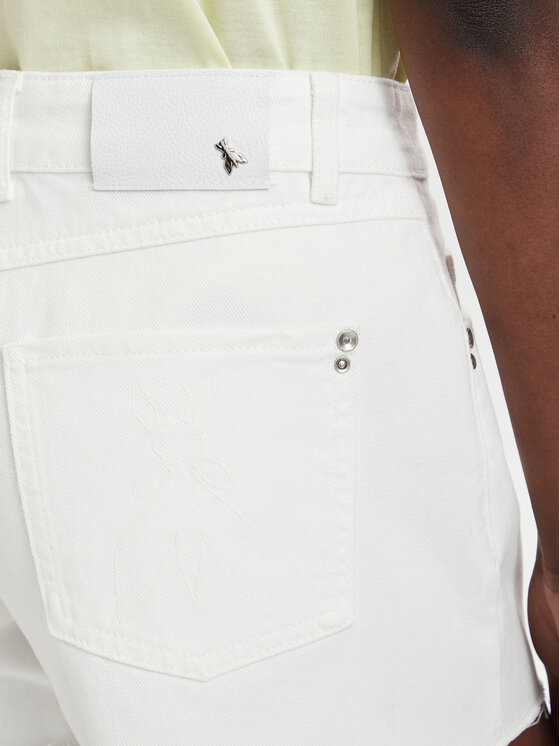 Patrizia Pepe Patrizia Pepe Дънкови шорти 2P1744/D107-W146 Бял Regular Fit