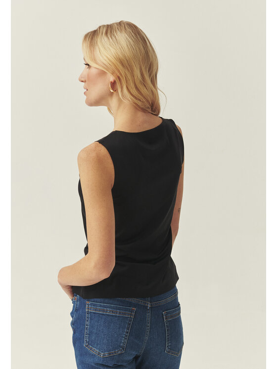 TATUUM Tatuum Bluzka LETHA Czarny Slim Fit