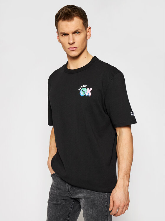 Puma Puma T-krekls Downtown Graphic 530899 Melns Loose Fit