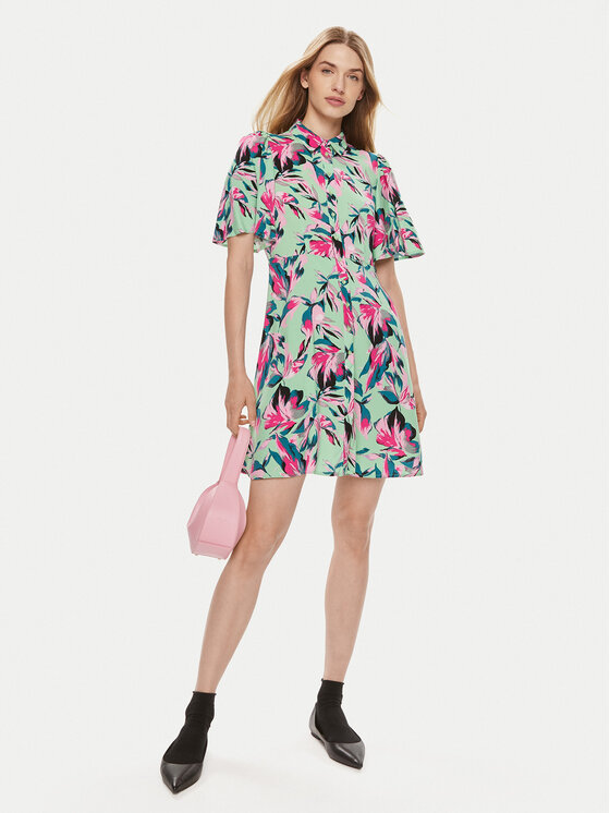 YAS YAS Sukienka koszulowa Savanna 26029347 Zielony Regular Fit