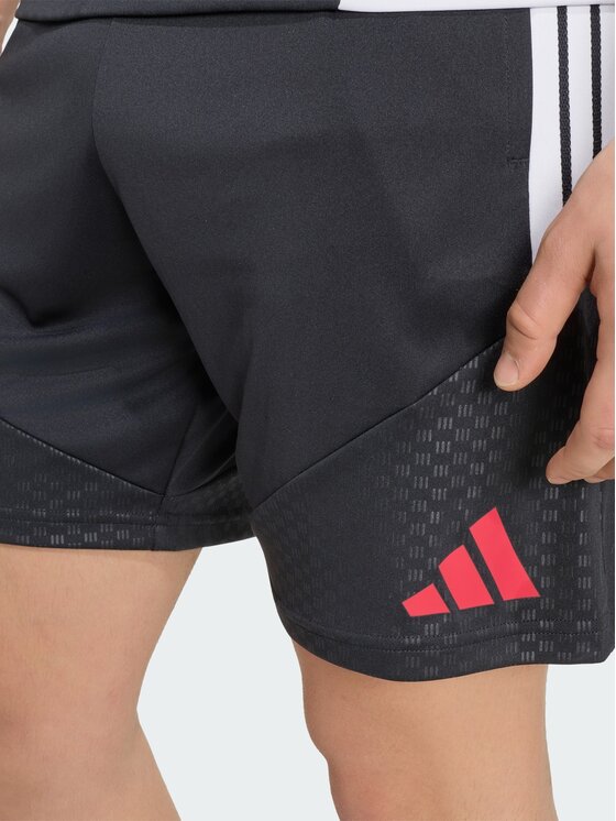 adidas adidas Szorty sportowe Liverpool FC 26/27 Tiro Training Czarny Regular Fit