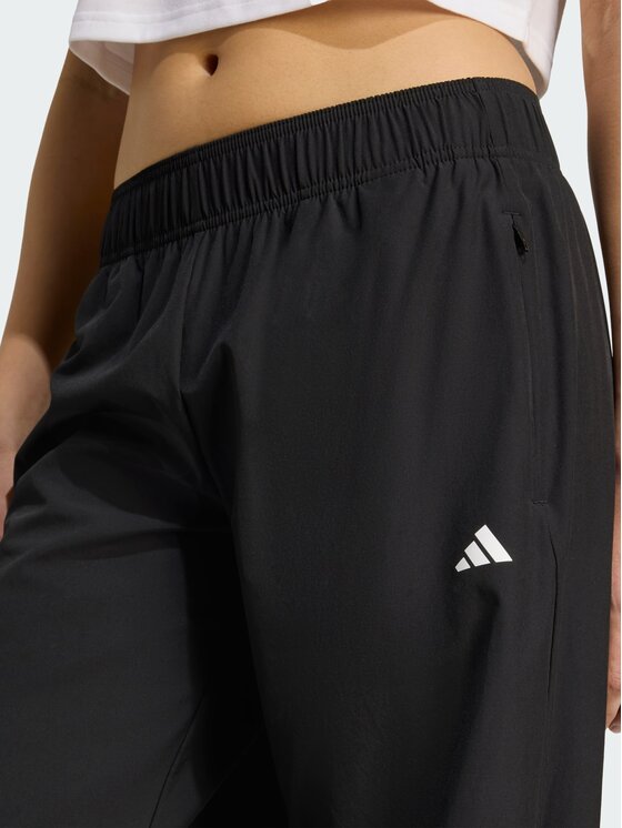 adidas adidas Spodnie materiałowe 156079 Czarny Loose Fit