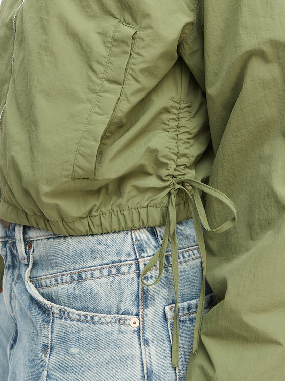 Tommy Jeans Tommy Jeans Giacca di transizione DW0DW22325 Verde Regular Fit