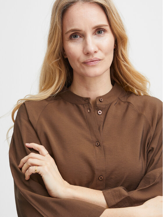 Fransa Fransa Marškinių tipo suknelė 20612435 Ruda Relaxed Fit