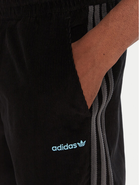 adidas adidas Spodnji del trenirke Corduroy JX3107 Črna Regular Fit