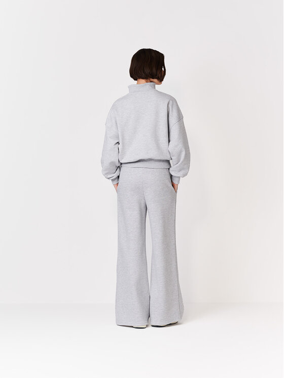 La Mania La Mania Mikina JOANNI Sivá Basic Fit