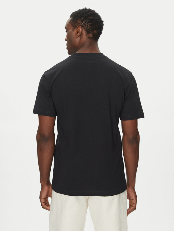 New Balance New Balance T-shirt Reimagined Graphic MT51506 Crna Relaxed Fit