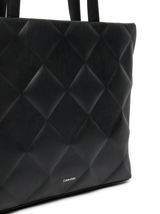 Calvin Klein Calvin Klein Ročna torba Diamond Quilt K60K612906 Črna