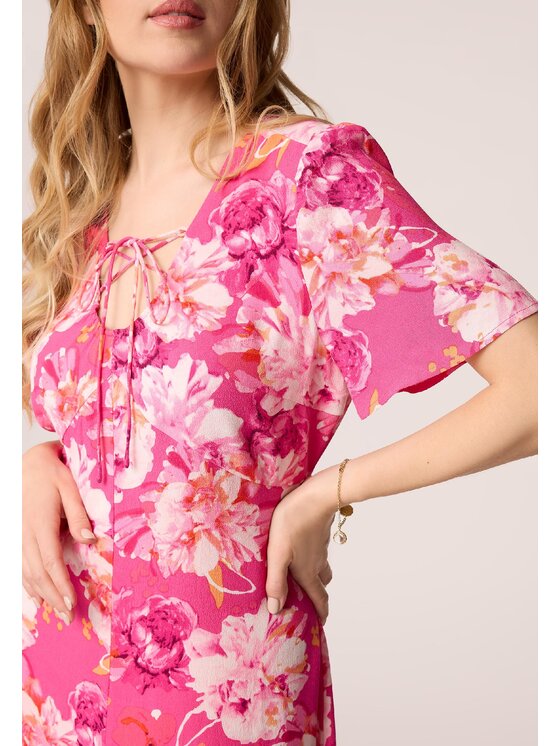 QUIOSQUE QUIOSQUE Každodenní šaty QUIOSQUE 4UD013514 Růžová Regular Fit